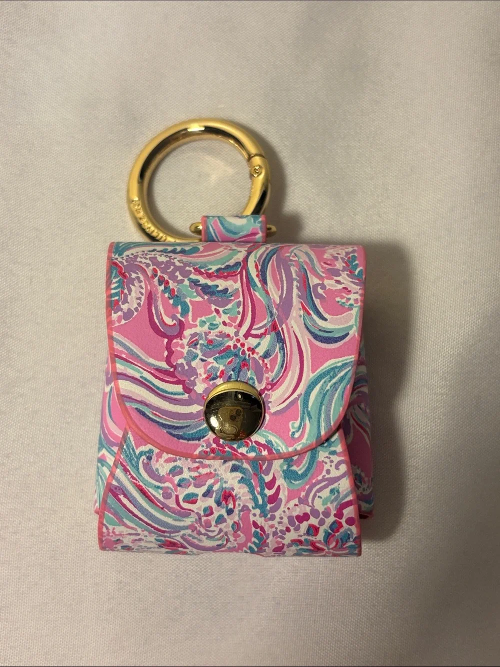 NIB/NWT Lilly Pulitzer AirPods 1&2 Keychain Case - Don’t Be Jelly DISCONTINUED!